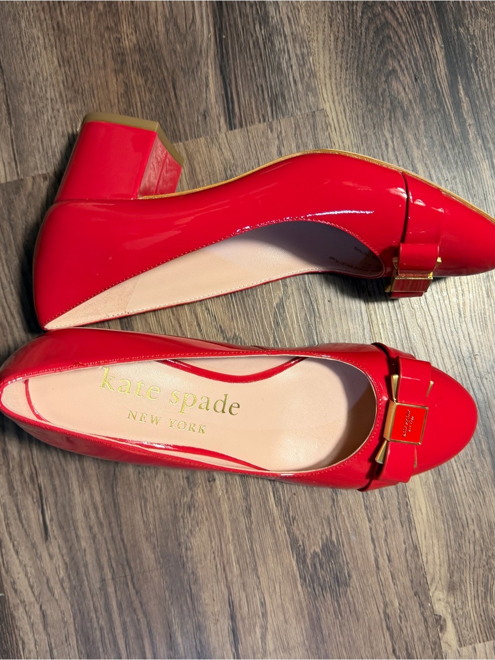 Kate Spade New York Red Patent Leather Bowdie Cap Toe Block Heels Sz 7 B New